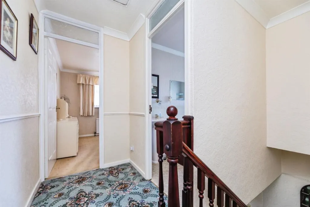 2 bed Semi-Detached