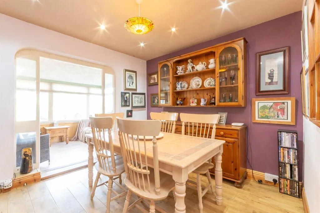 3 bed Detached
