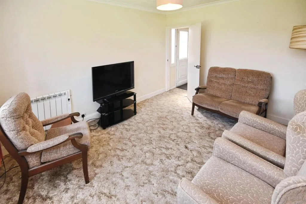 2 bed Detached Bungalow