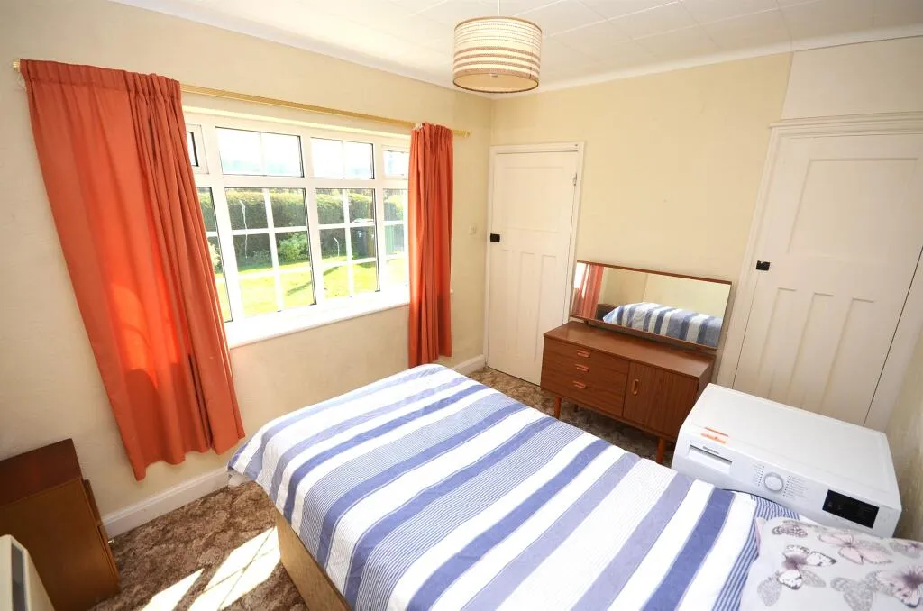 2 bed Detached Bungalow