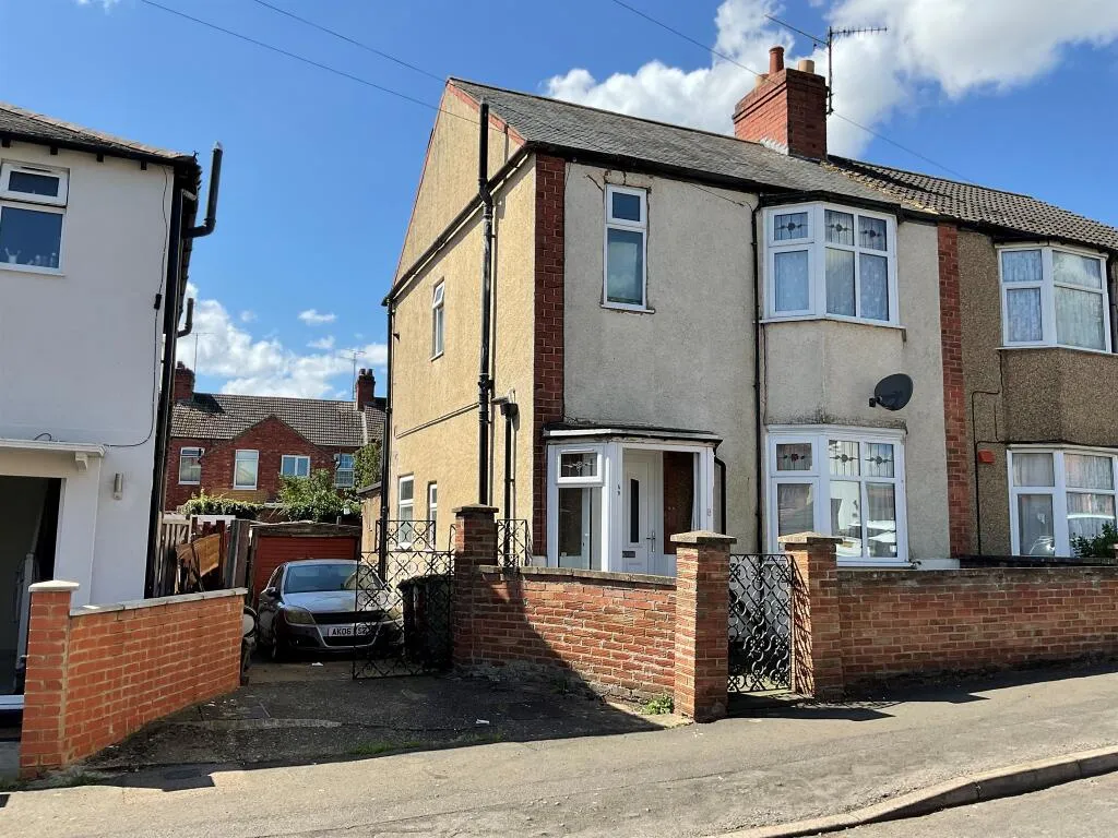 3 bed Semi-Detached