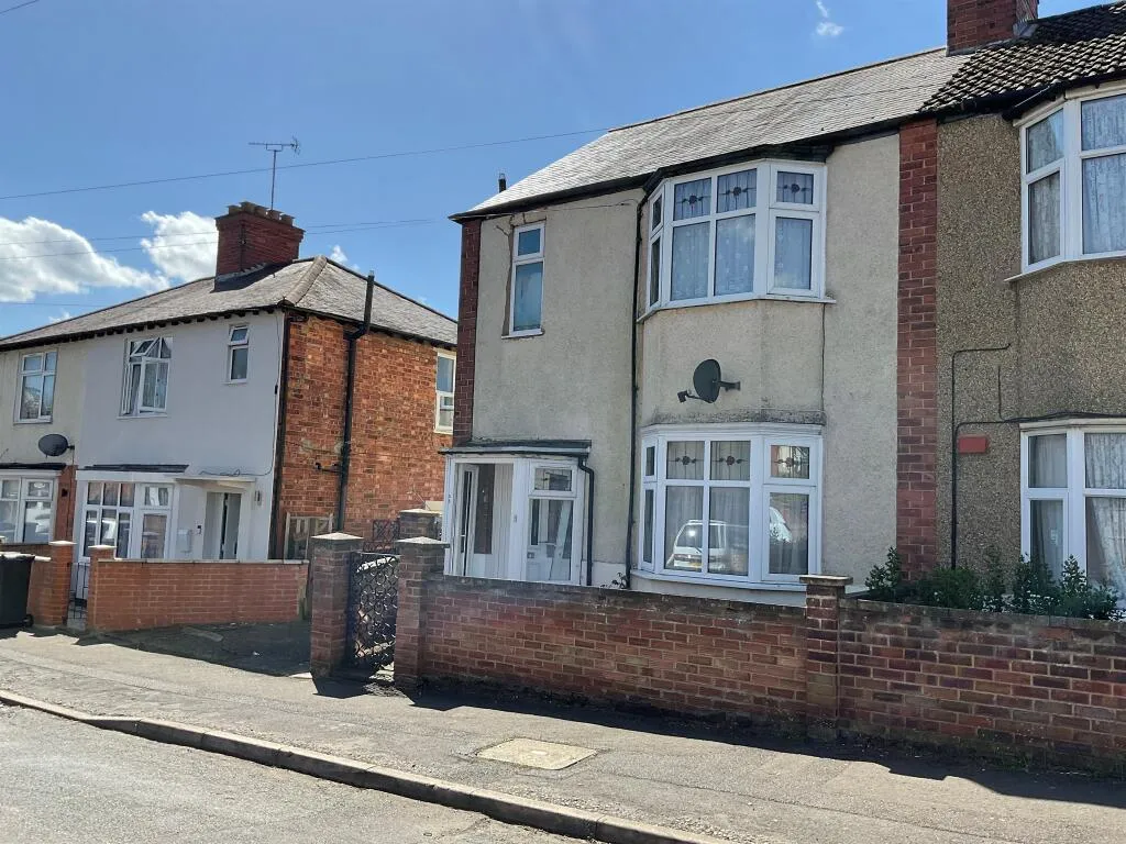 3 bed Semi-Detached
