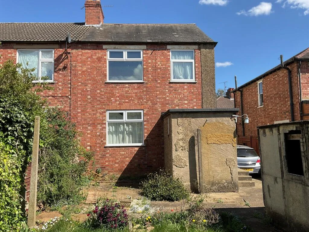3 bed Semi-Detached