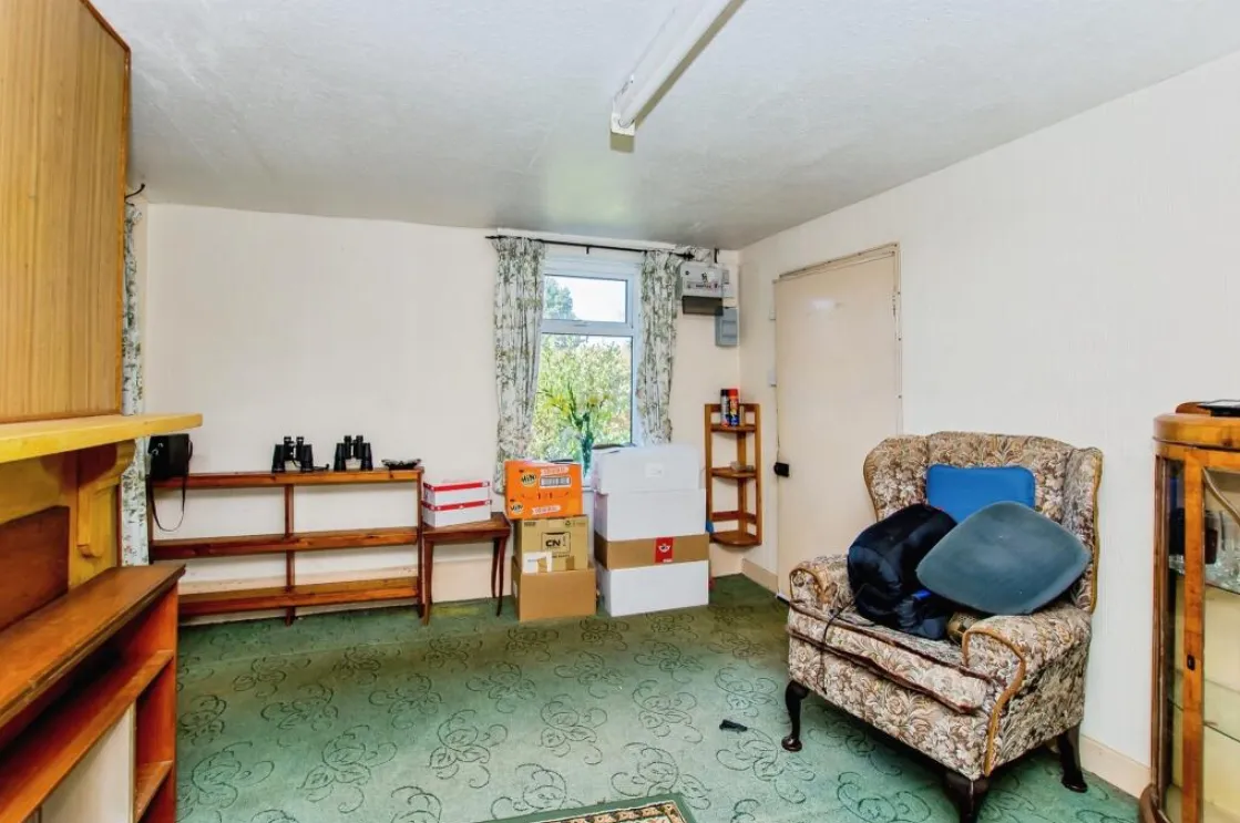4 bed Detached