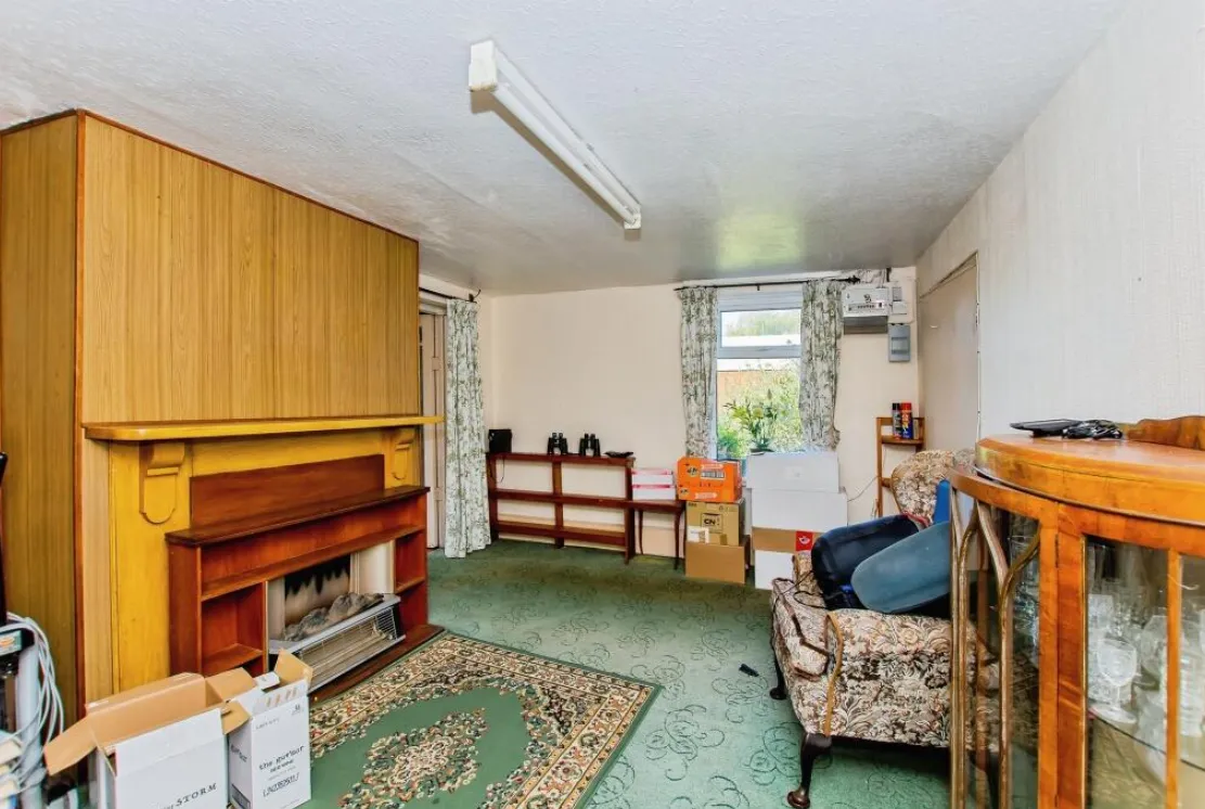 4 bed Detached