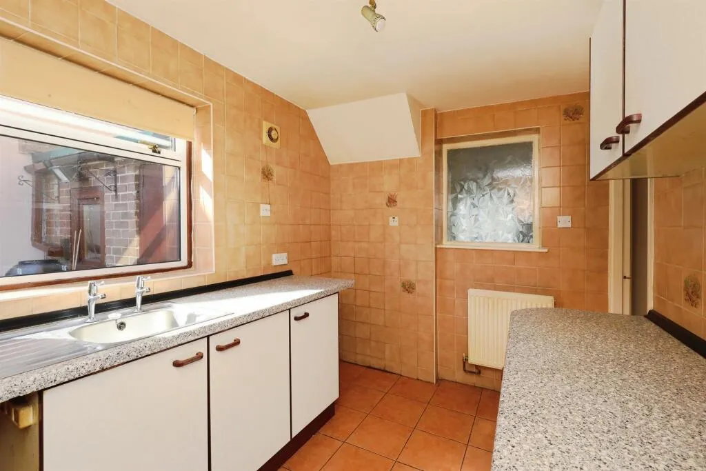 3 bed Semi-Detached