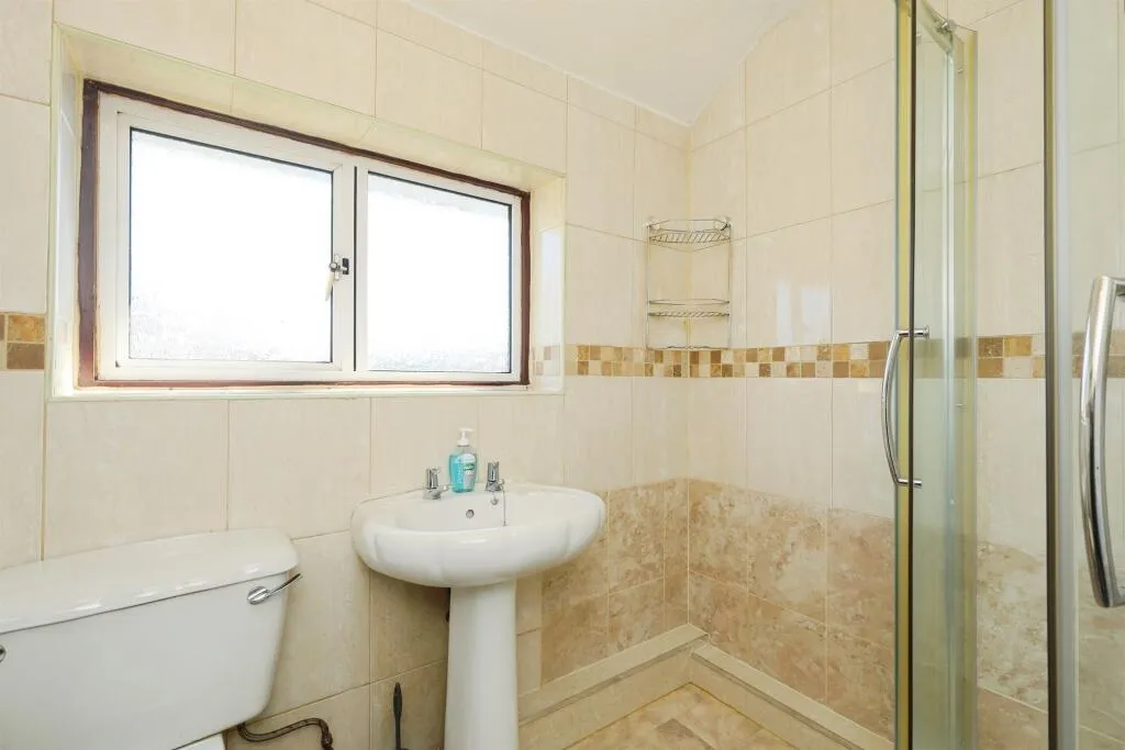 3 bed Semi-Detached