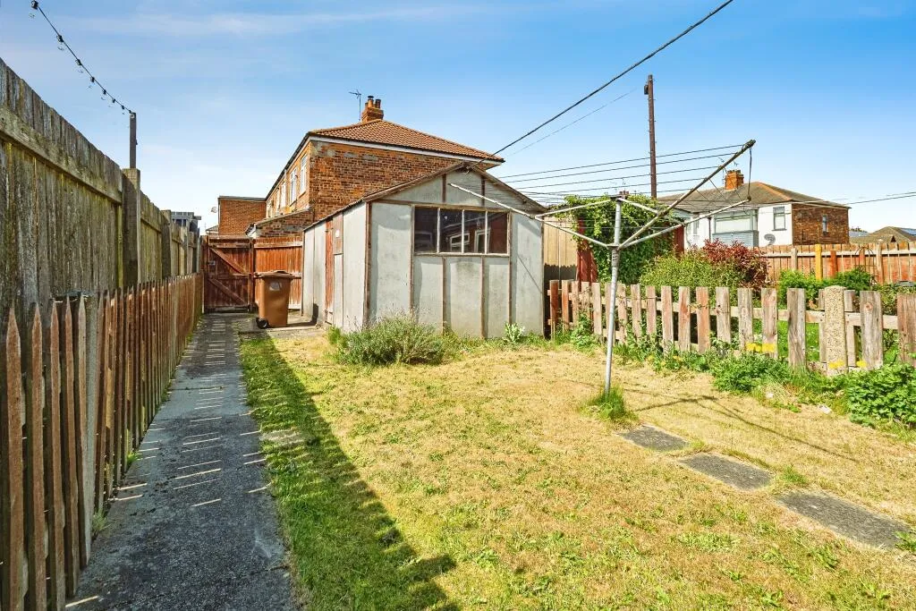3 bed Terraced