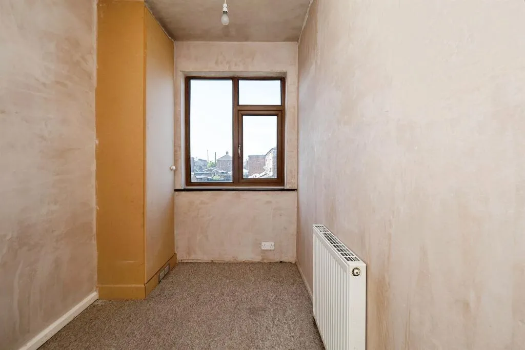 3 bed Terraced