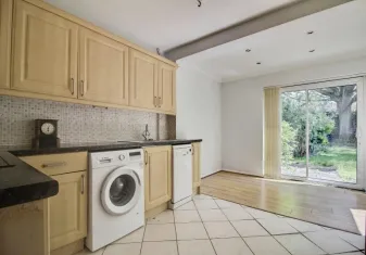 3 bed Semi-Detached