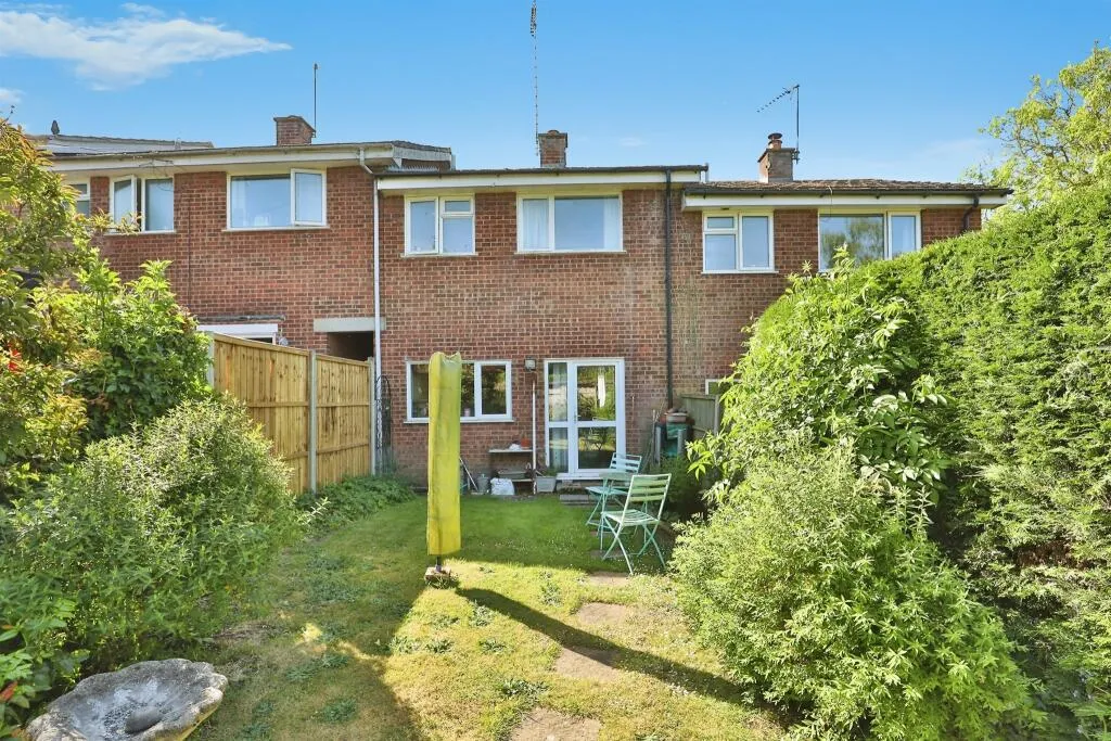3 bed Terraced