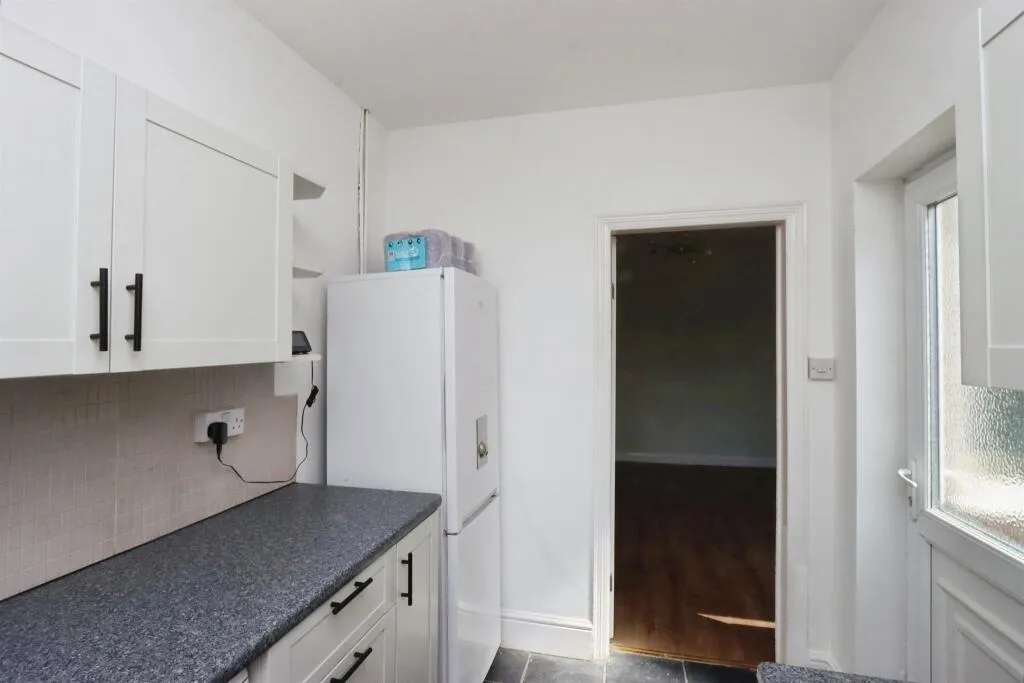 2 bed Semi-Detached