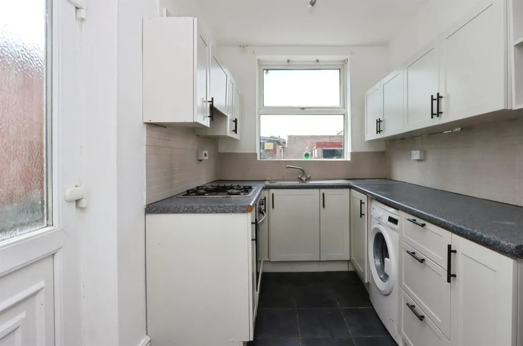 2 bed Semi-Detached