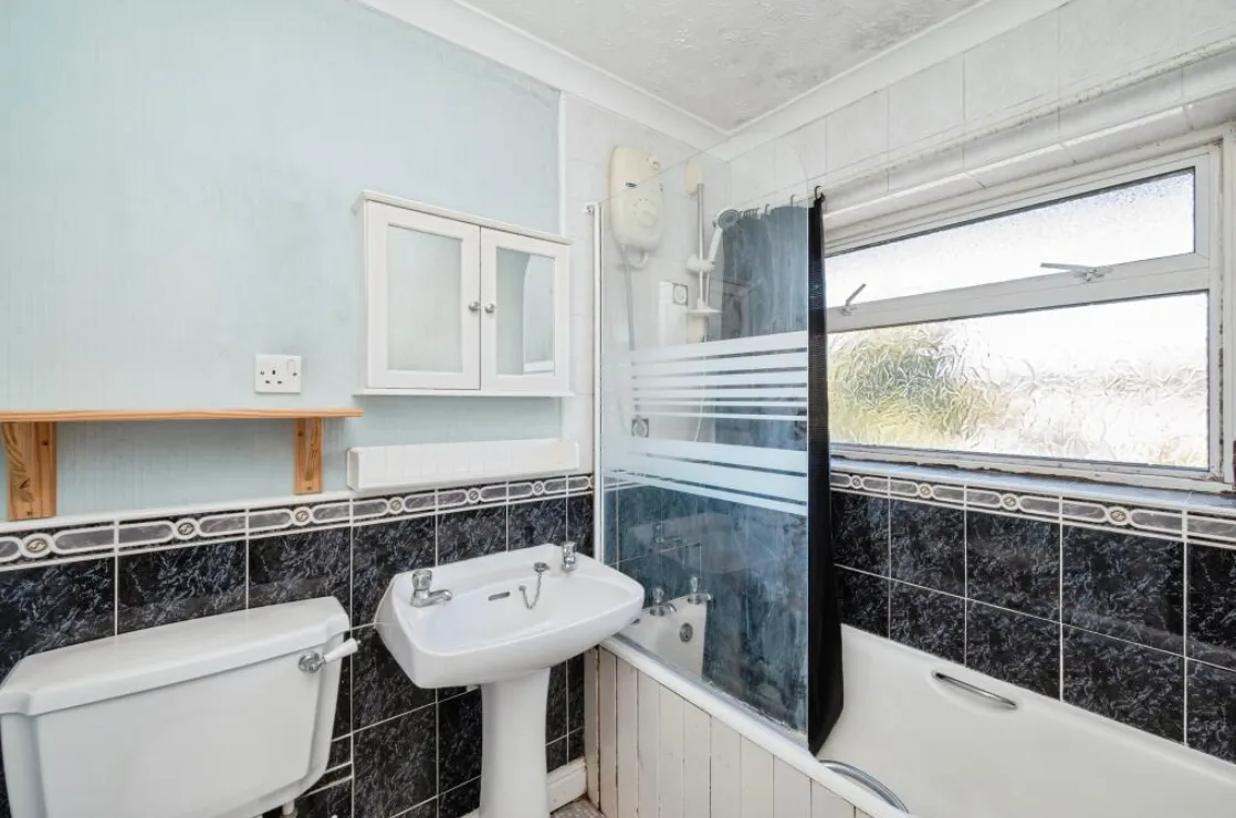 2 bed Terraced