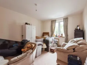 2 bed Apartment
