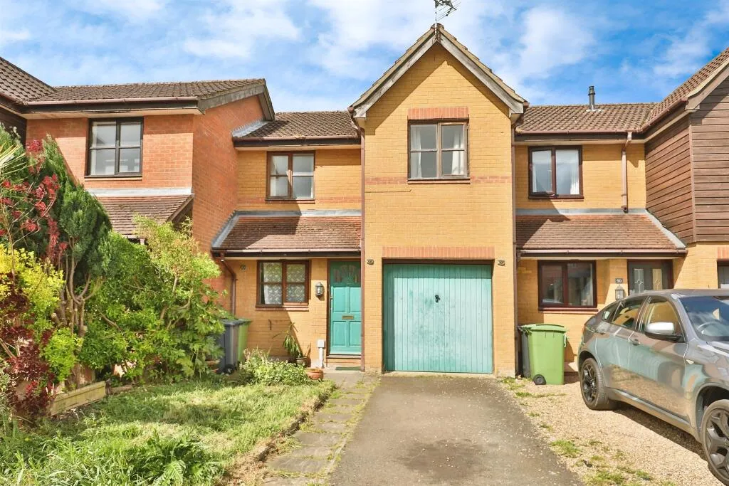 3 bed Terraced