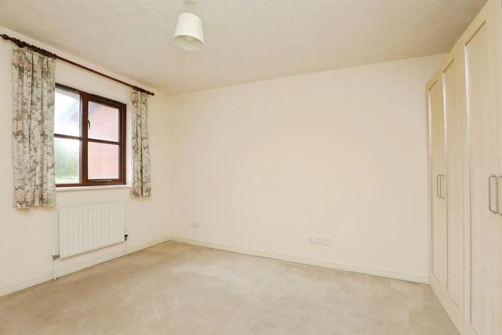 3 bed Terraced