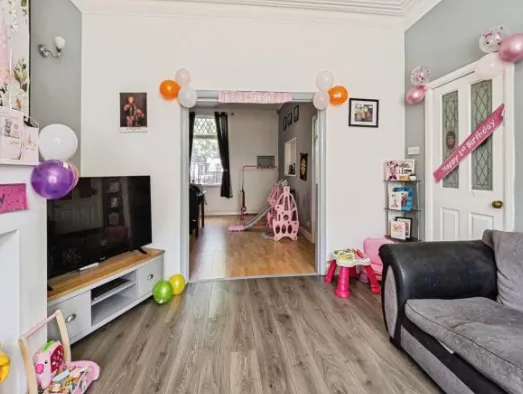 3 bed Terraced