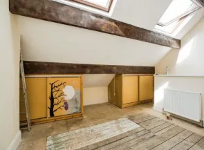 2 bed End of Terrace