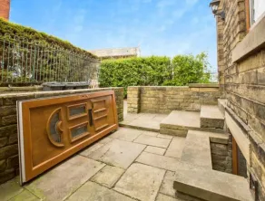 2 bed End of Terrace