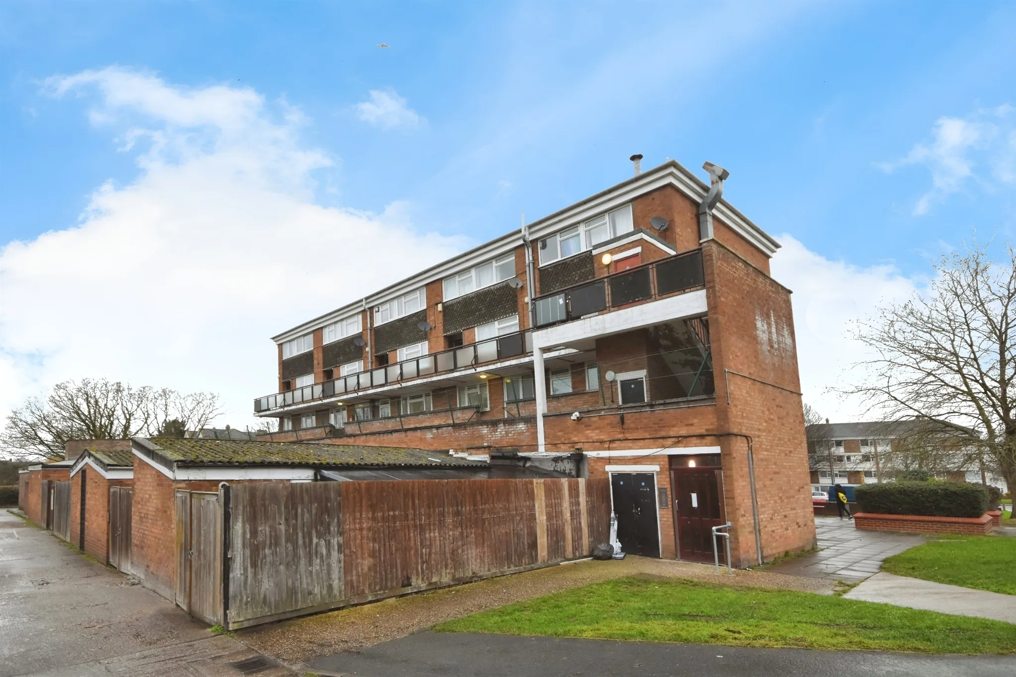 3 bed Maisonette