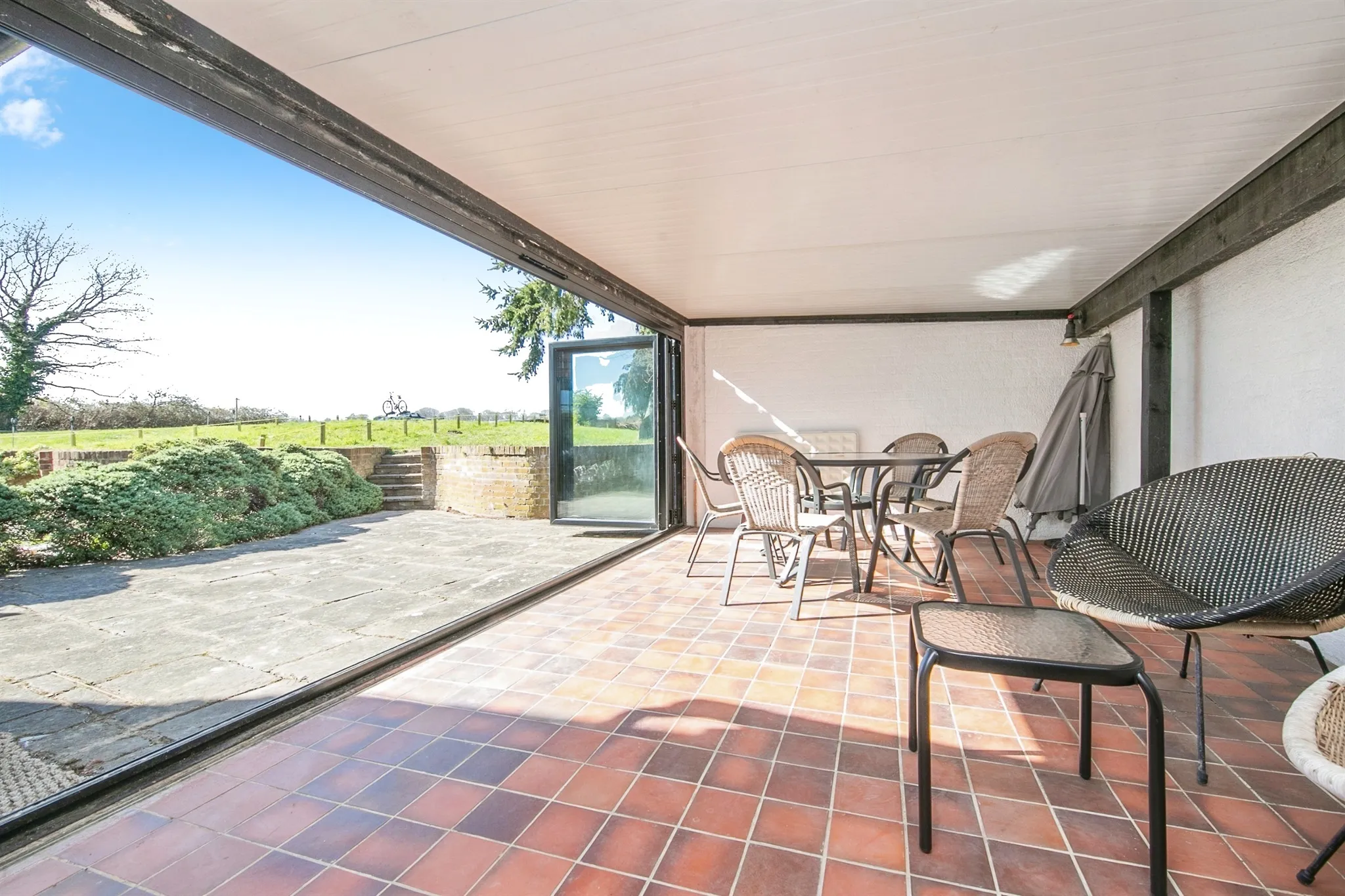 4 bed Terraced