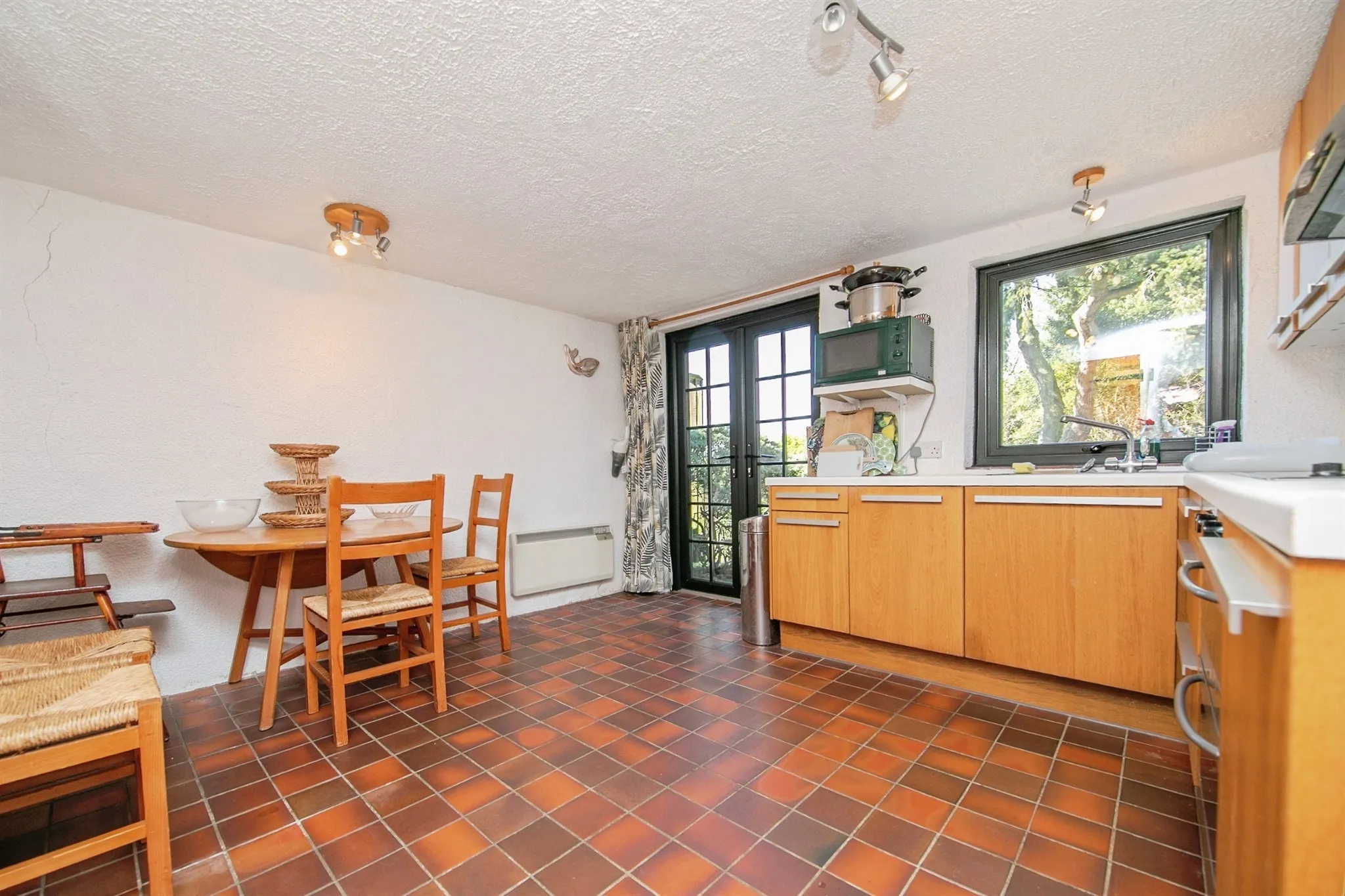 4 bed Terraced