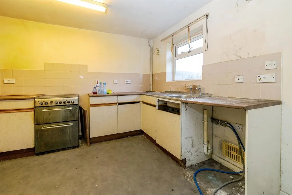 3 bed Terraced