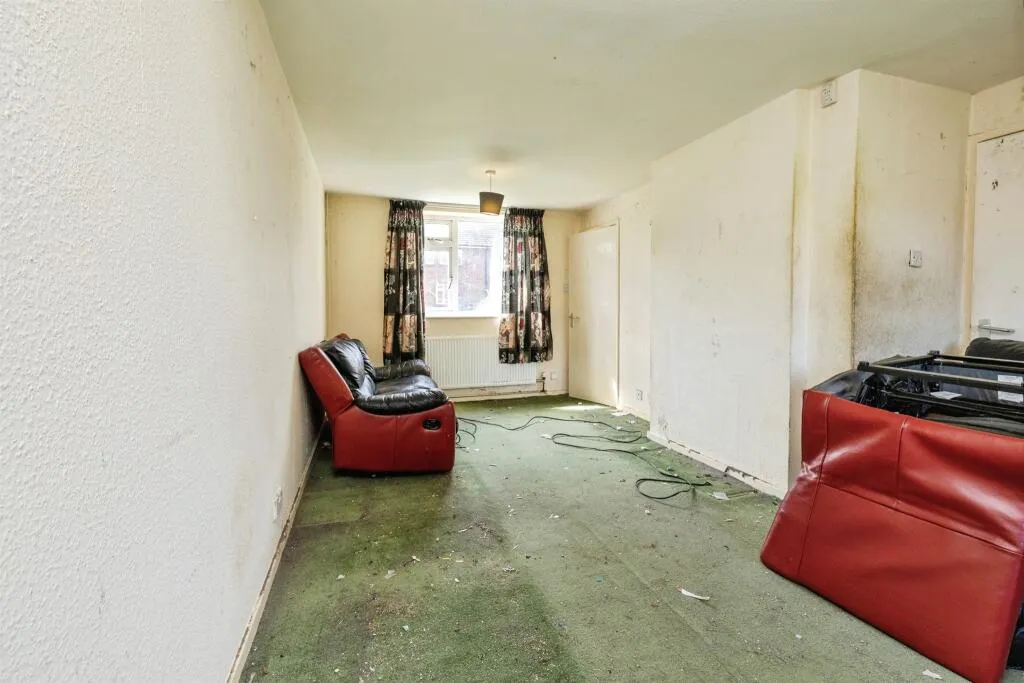 3 bed Terraced