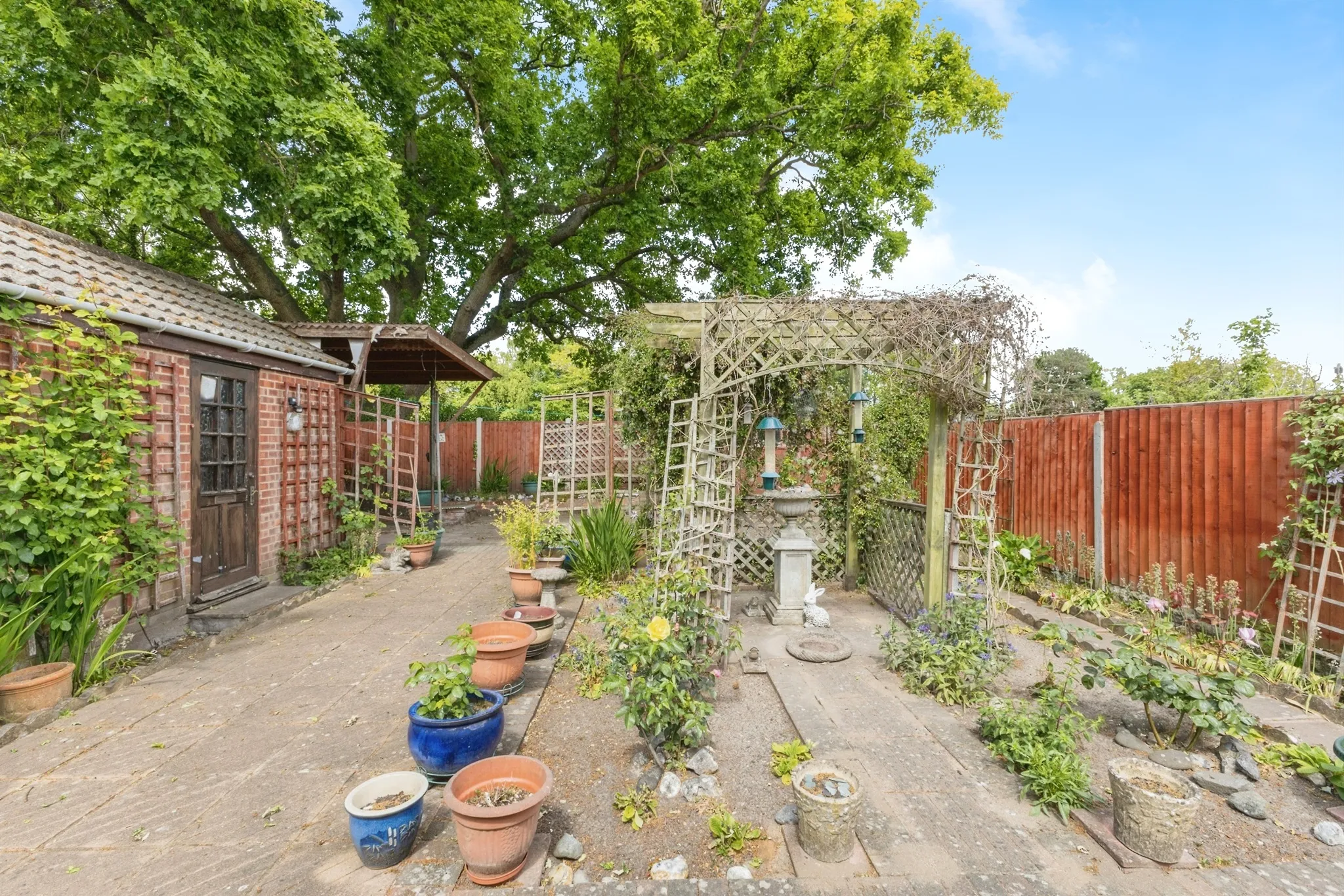 2 bed Detached Bungalow