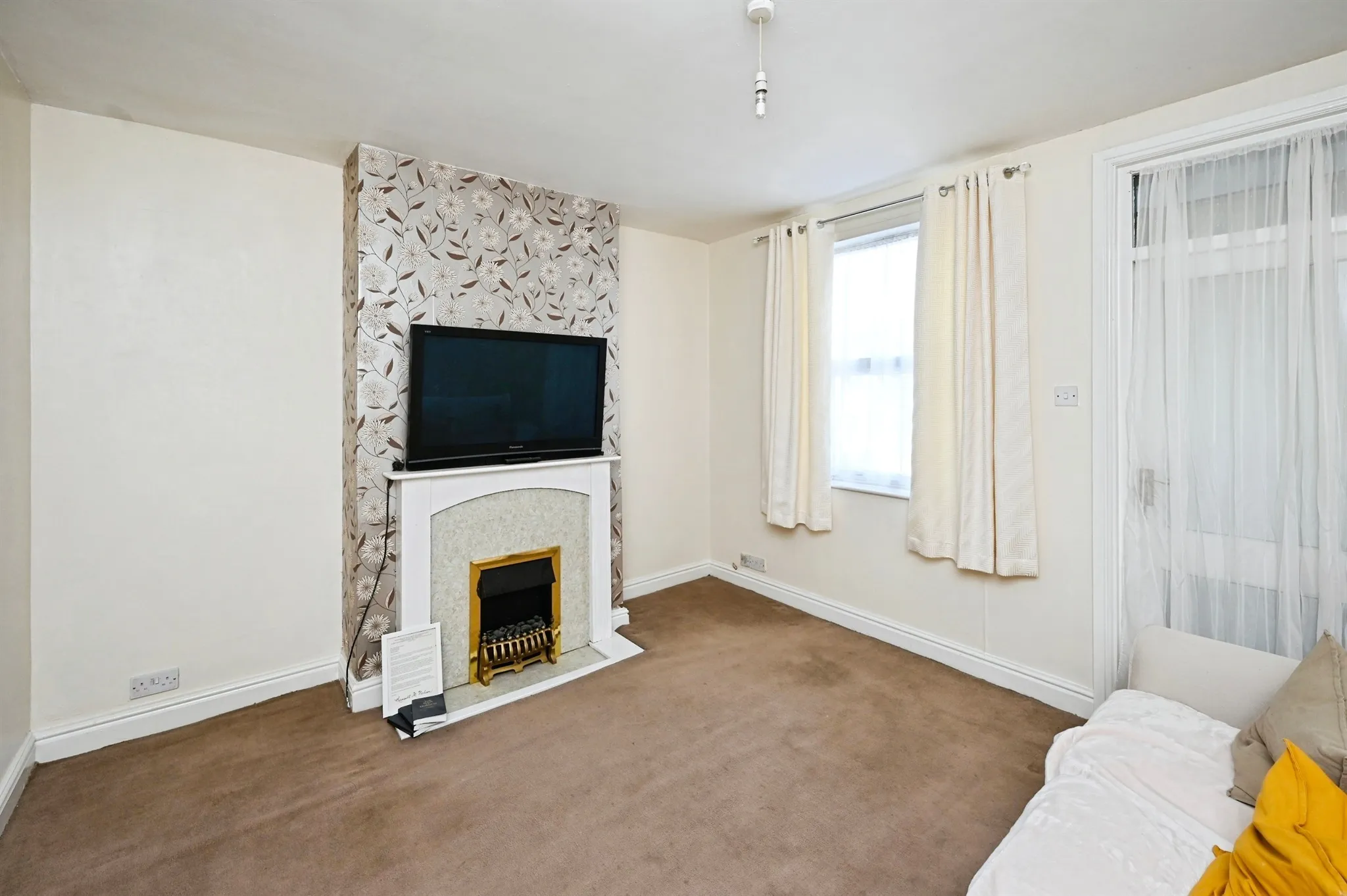 3 bed Terraced