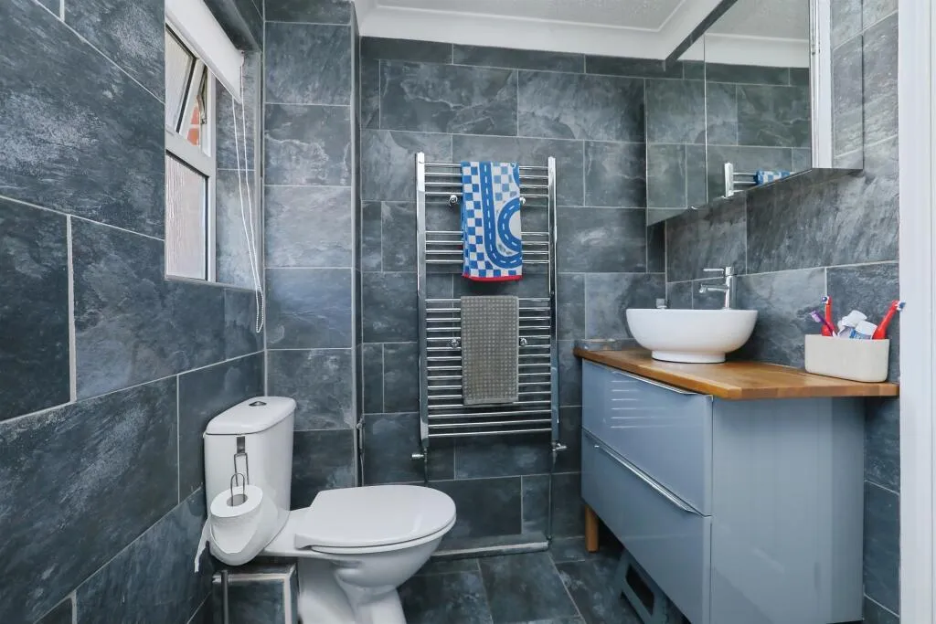 2 bed Terraced