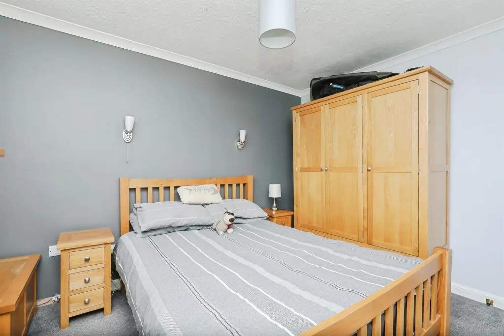 2 bed Terraced