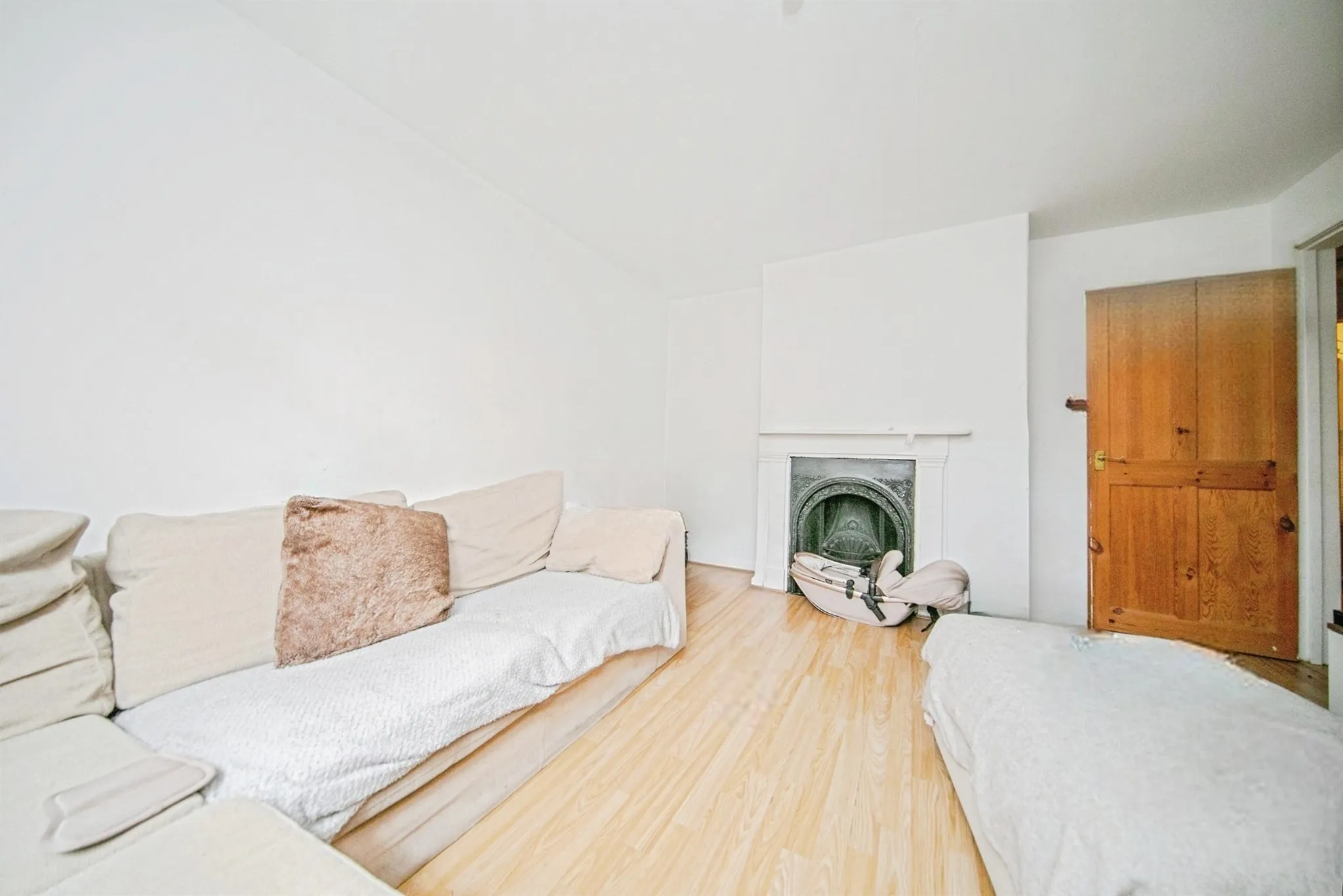 2 bed Maisonette