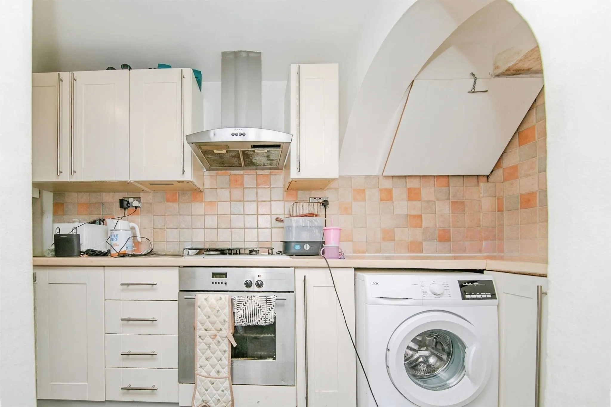 2 bed Maisonette