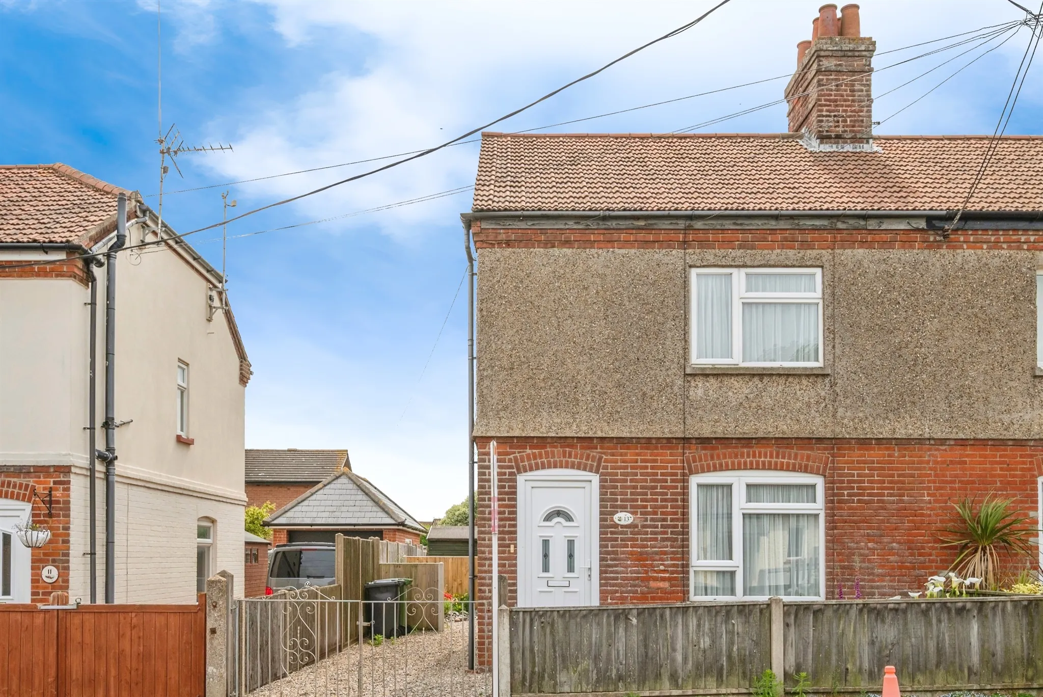 3 bed Semi-Detached
