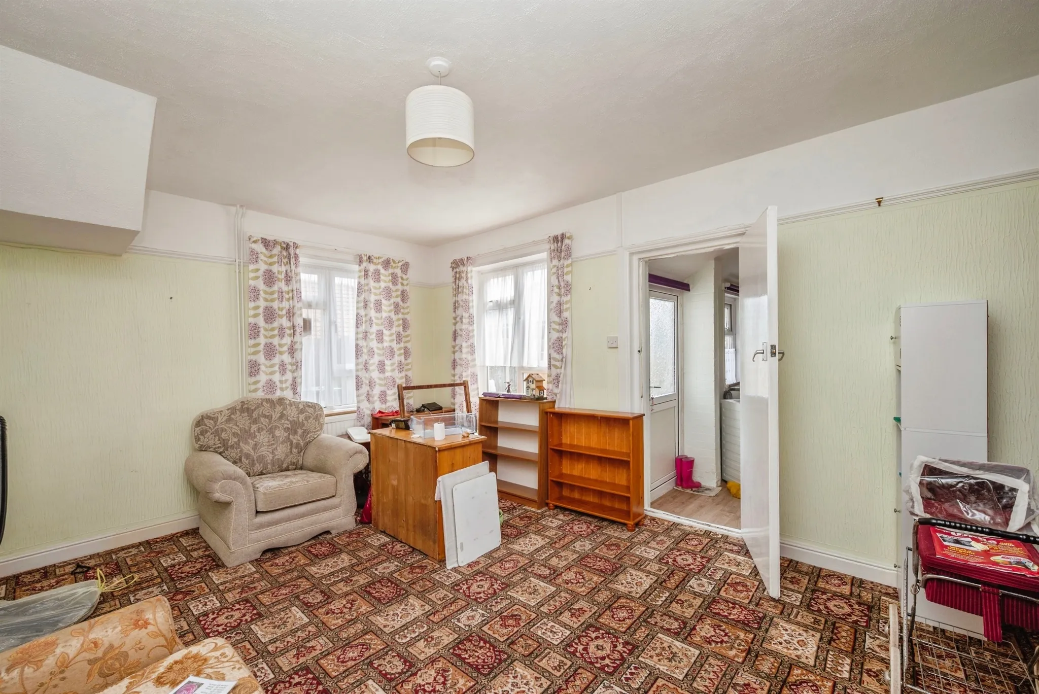 3 bed Semi-Detached