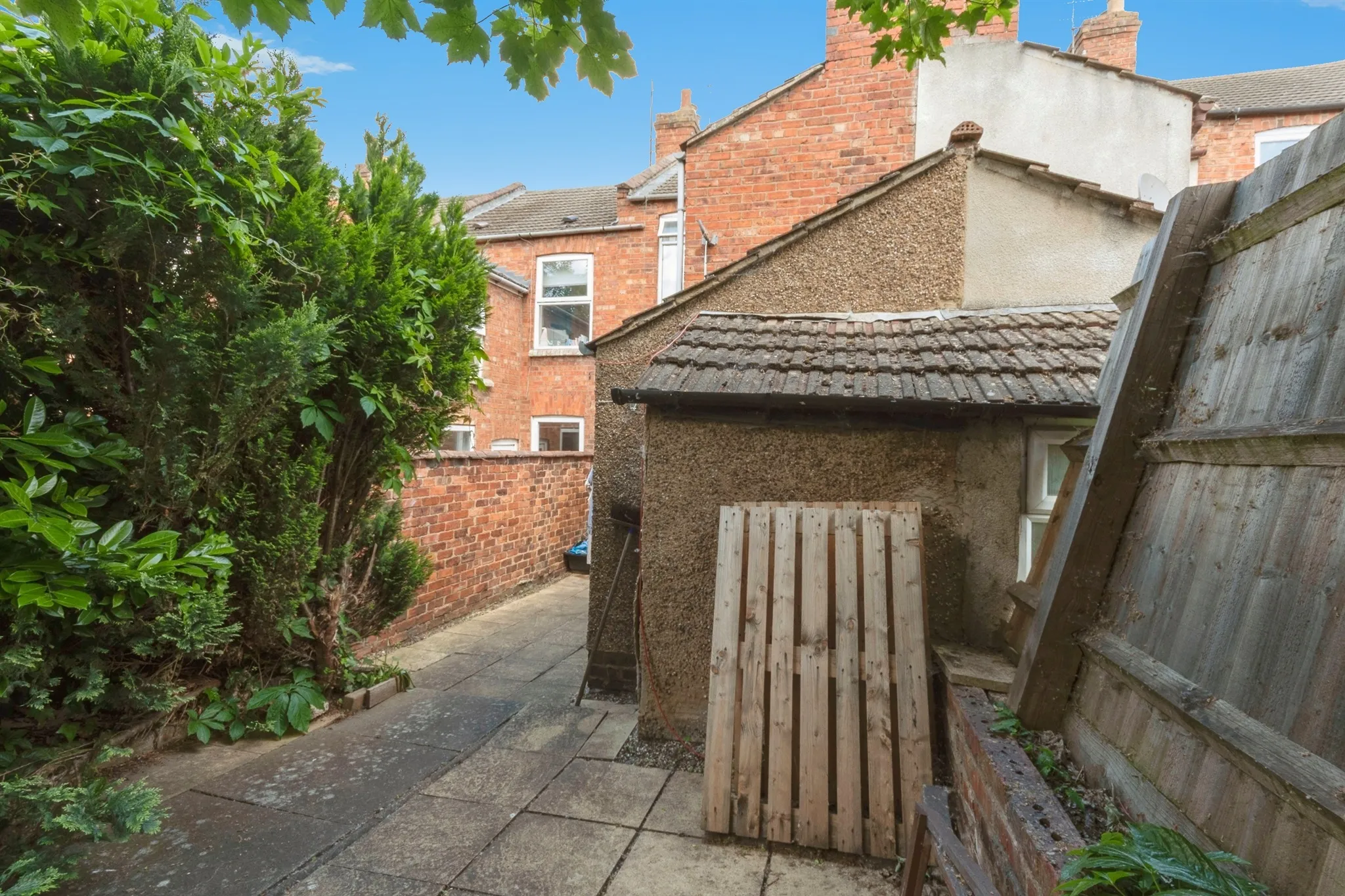 3 bed Terraced