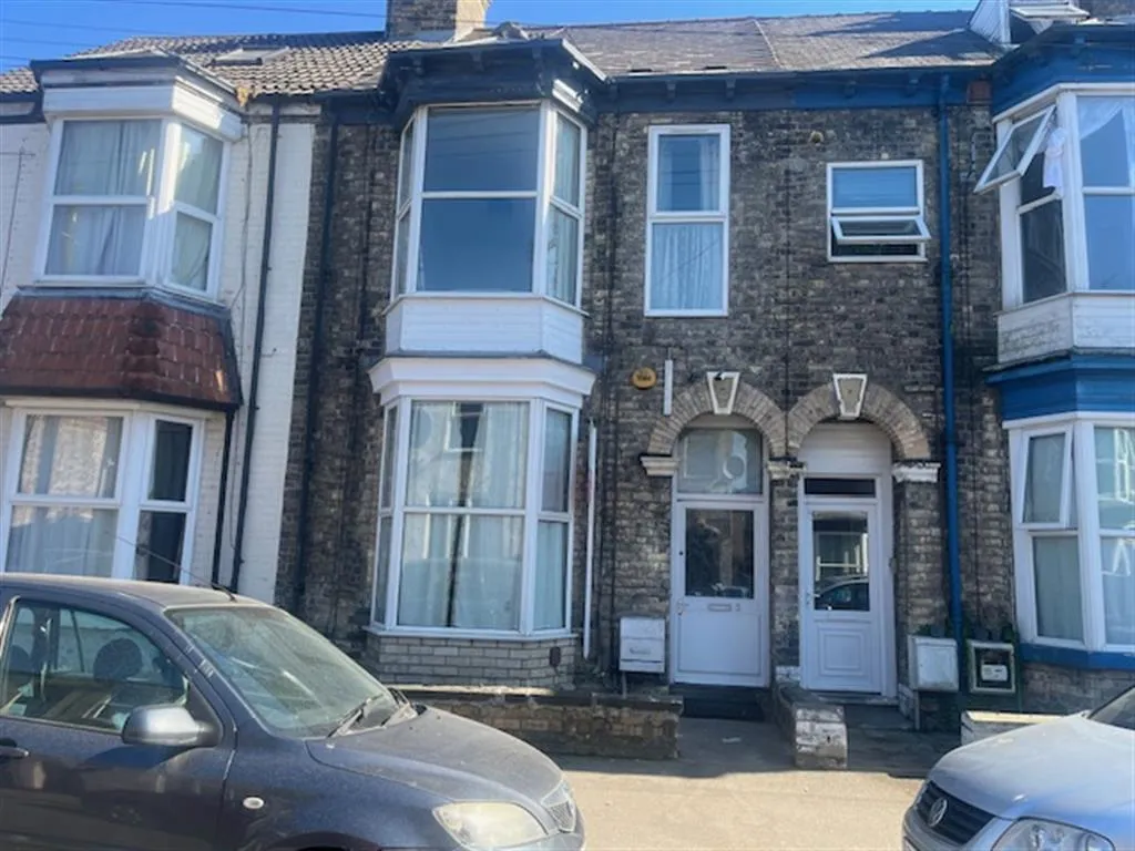 5 bed Terraced