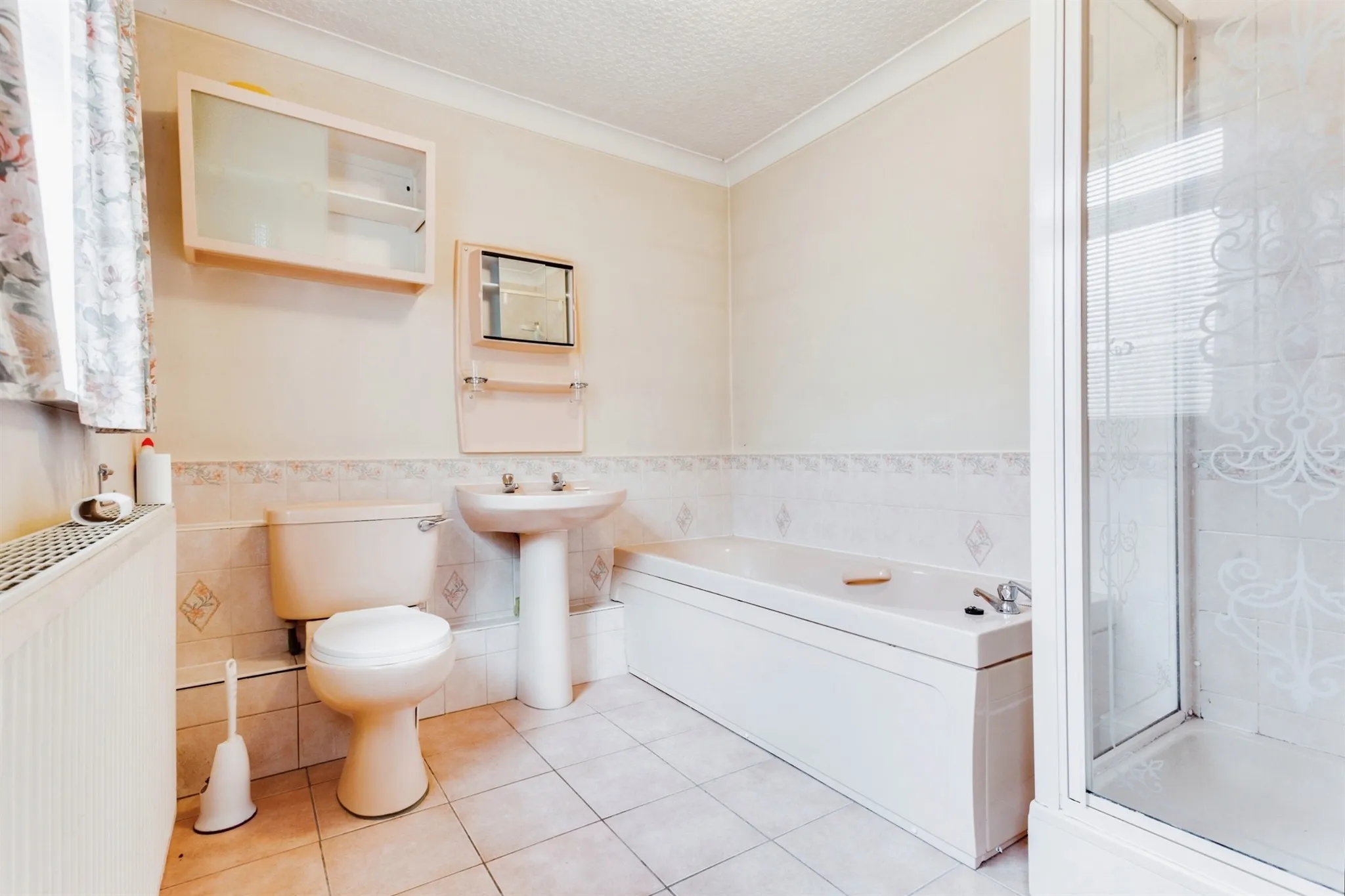 2 bed End of Terrace