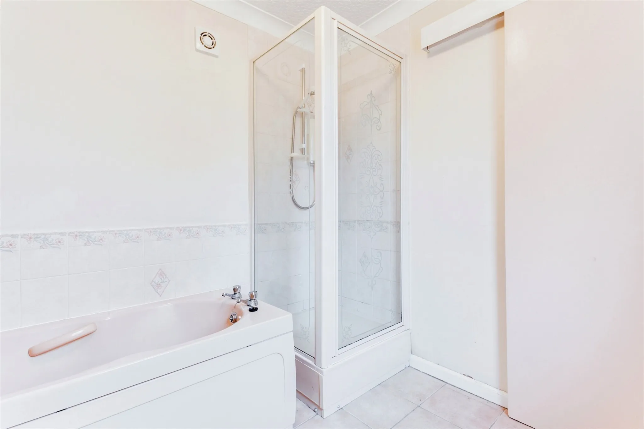 2 bed End of Terrace