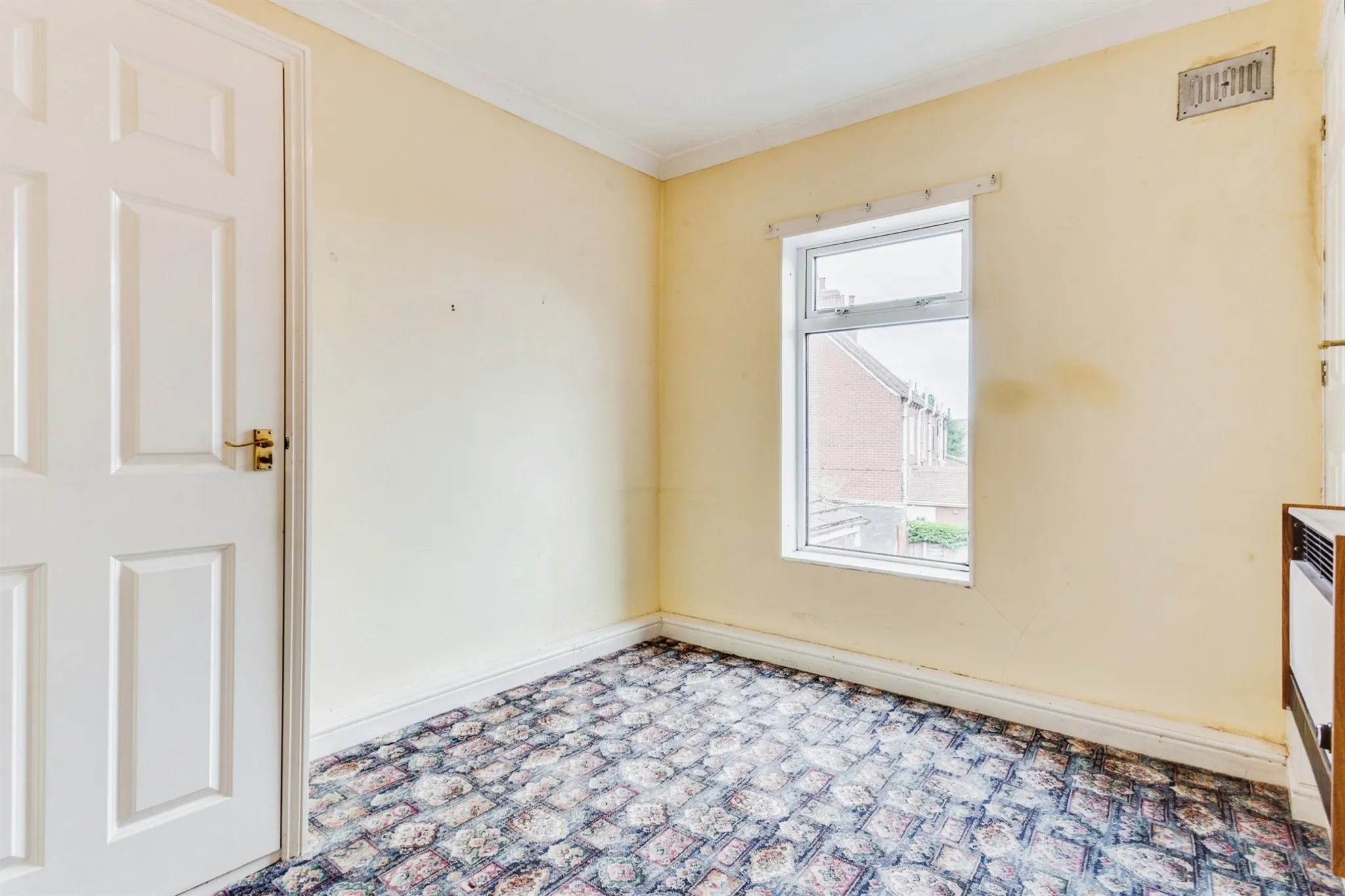 2 bed End of Terrace