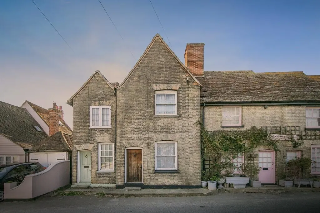 2 bed Terraced