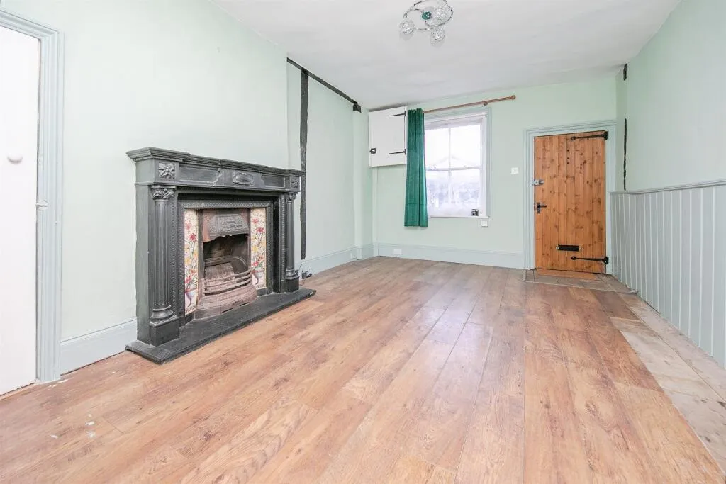 2 bed Terraced