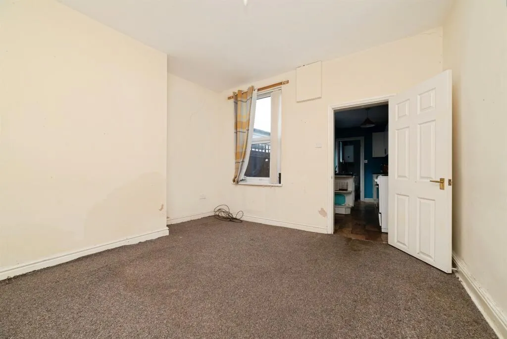 2 bed Terraced