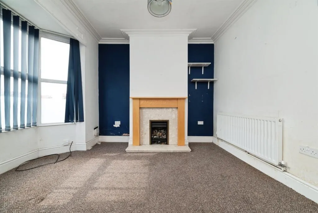 2 bed Terraced