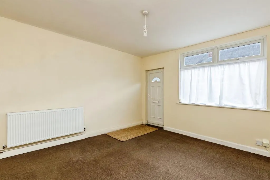 2 bed Semi-Detached