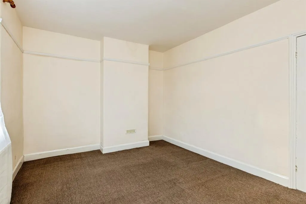 2 bed Semi-Detached
