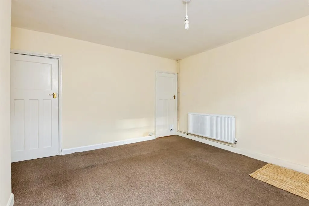 2 bed Semi-Detached