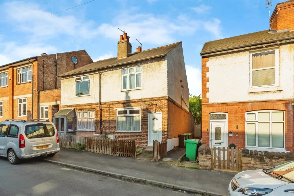 2 bed Semi-Detached